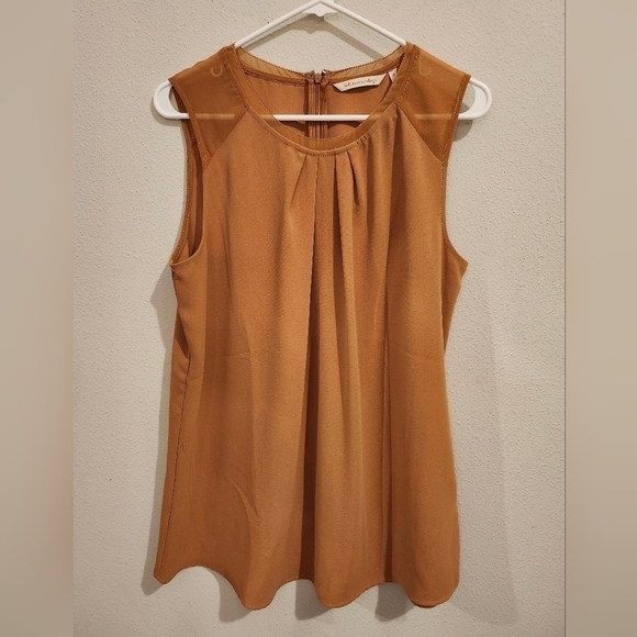 SOFT SURROUNDINGS Deep Tan Sheer Shoulders Tank Brand New! Size Medium - Picture 1 of 8
